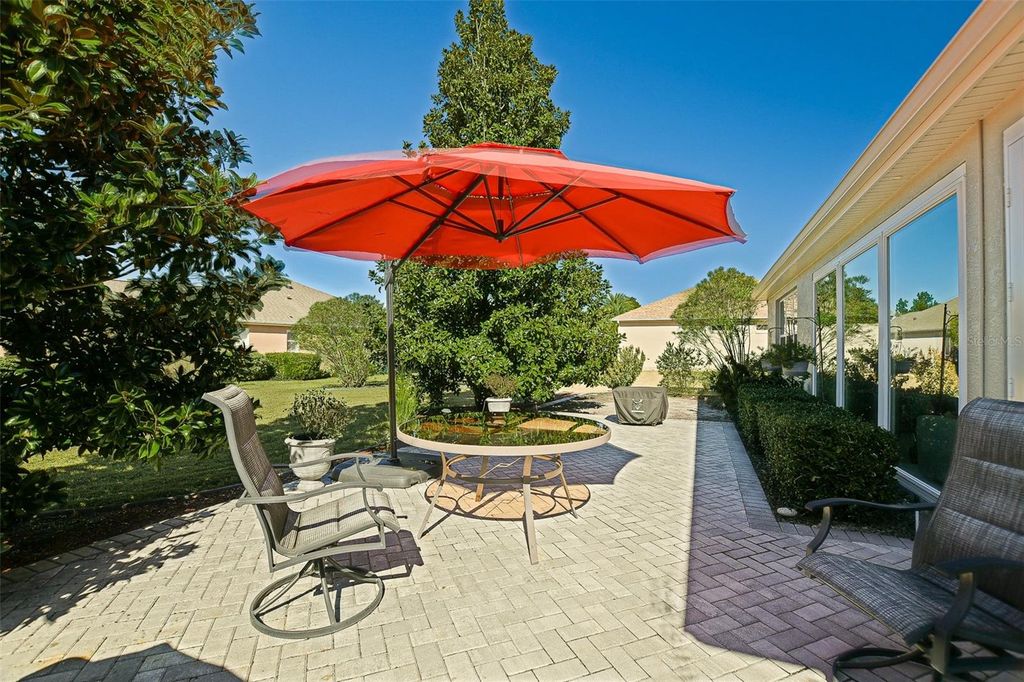 Image 41 of property listing at 11703 SE 91ST CIRCLE, Summerfield, FL 34491