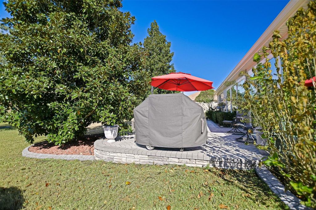 Image 42 of property listing at 11703 SE 91ST CIRCLE, Summerfield, FL 34491