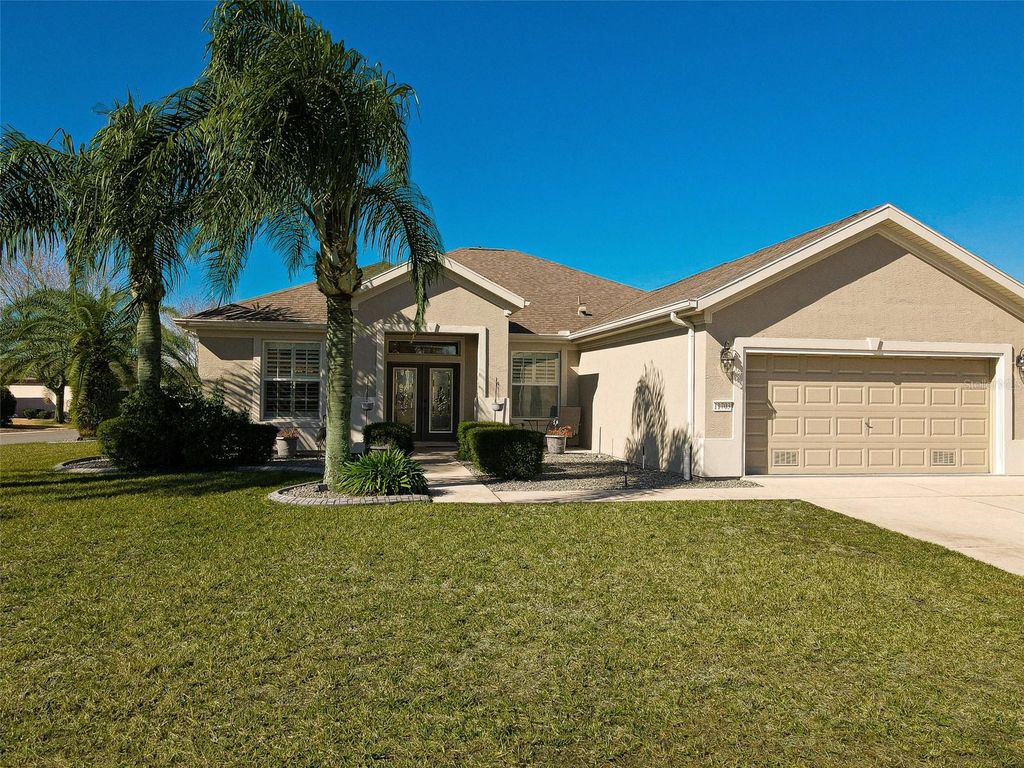 Image 58 of property listing at 11703 SE 91ST CIRCLE, Summerfield, FL 34491