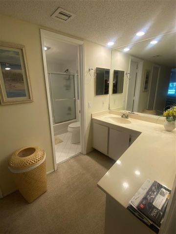 4007 N Cypress Dr 102, Pompano Beach, FL 33069