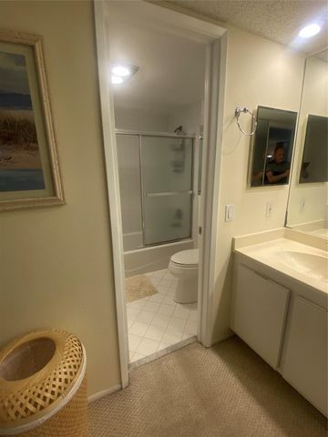 4007 N Cypress Dr 102, Pompano Beach, FL 33069