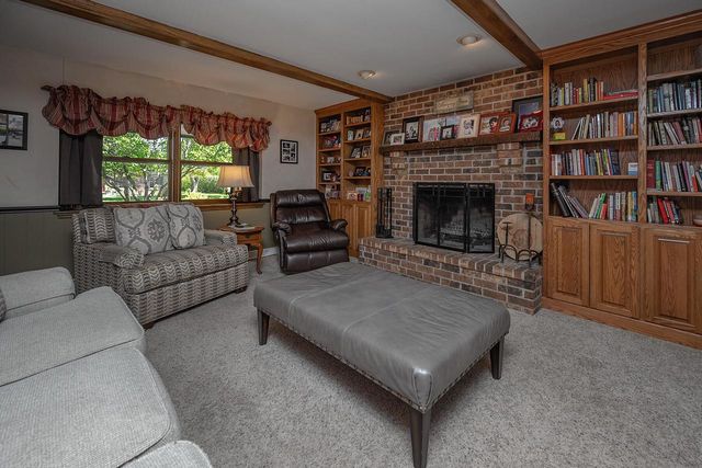 6411 N Bittersweet LANE, Glendale, WI 53217