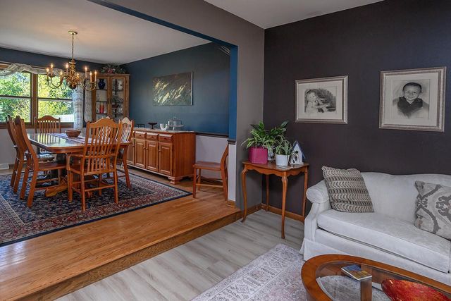 6411 N Bittersweet LANE, Glendale, WI 53217