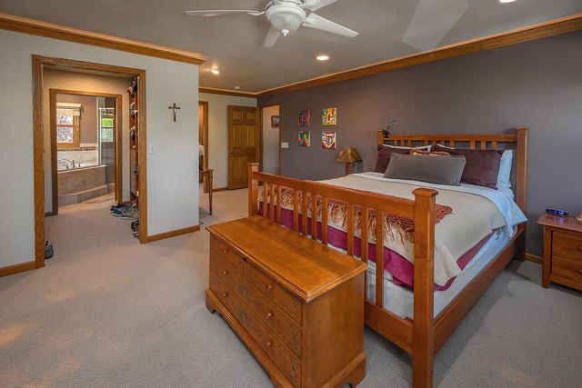 6411 N Bittersweet LANE, Glendale, WI 53217