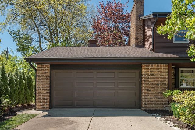 6411 N Bittersweet LANE, Glendale, WI 53217