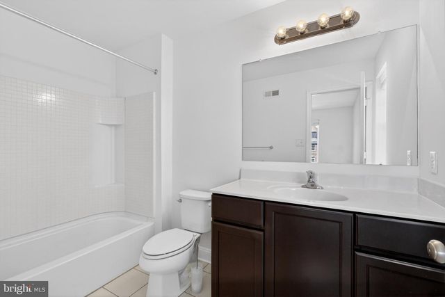 2707 HENRY MOORE LN, Middletown, DE 19709