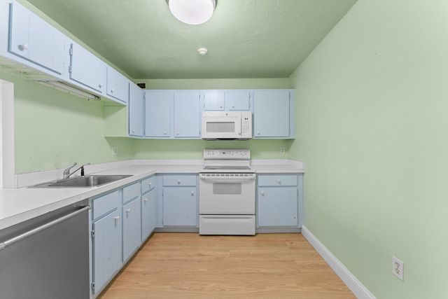 77 Adams St 610, Quincy, MA 02169