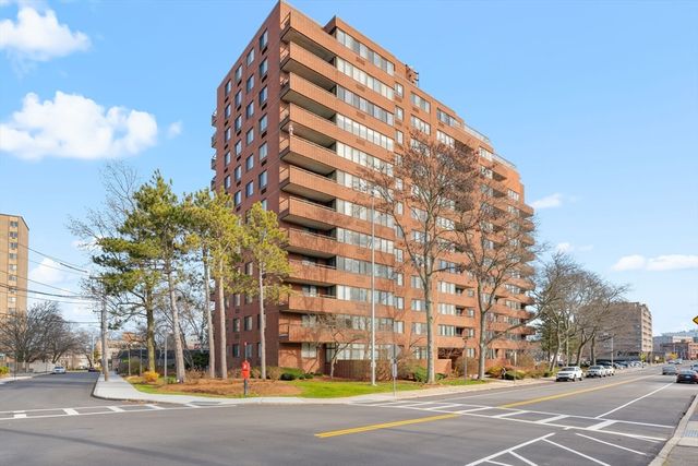 77 Adams St 610, Quincy, MA 02169