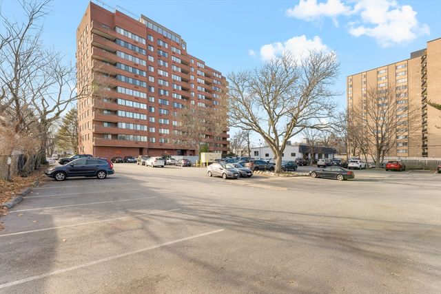 77 Adams St 610, Quincy, MA 02169