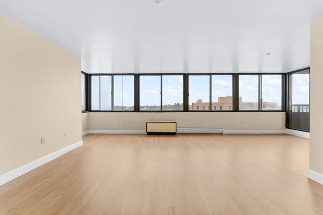 77 Adams St 610, Quincy, MA 02169