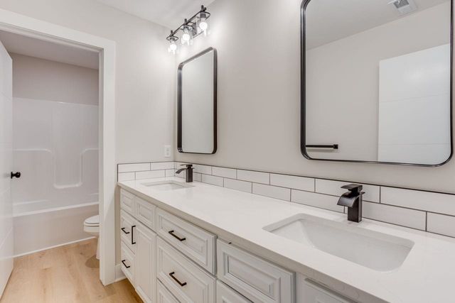 3574 N Tyler Ct, Wichita, KS 67205