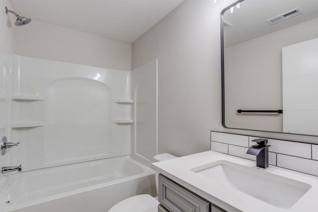 3574 N Tyler Ct, Wichita, KS 67205