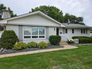 3218 Thurber Road, Brooklyn Center, MN 55429