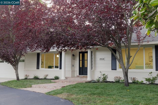 3958 Los Arabis Dr, Lafayette, CA 94549