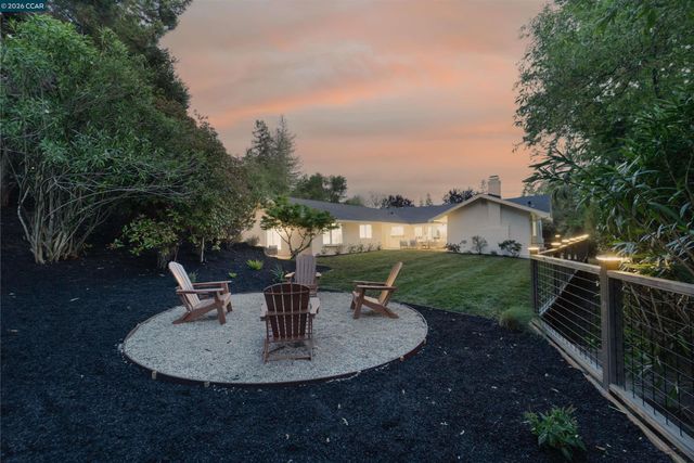3958 Los Arabis Dr, Lafayette, CA 94549