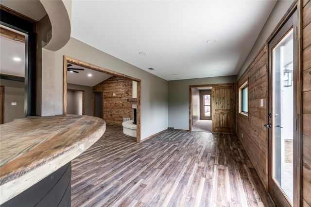 3910 Miranda Drive, Paris, TX 75462