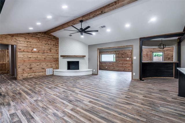 3910 Miranda Drive, Paris, TX 75462