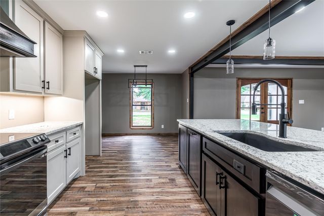3910 Miranda Drive, Paris, TX 75462