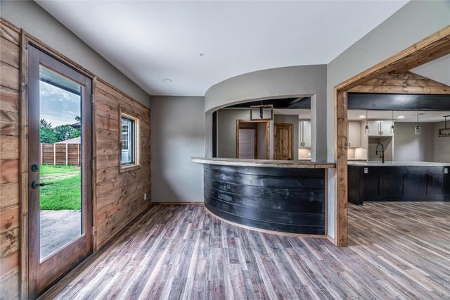3910 Miranda Drive, Paris, TX 75462