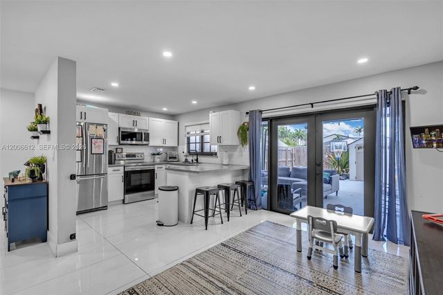 5725 SW 132nd Ct 21-5, Miami, FL 33183