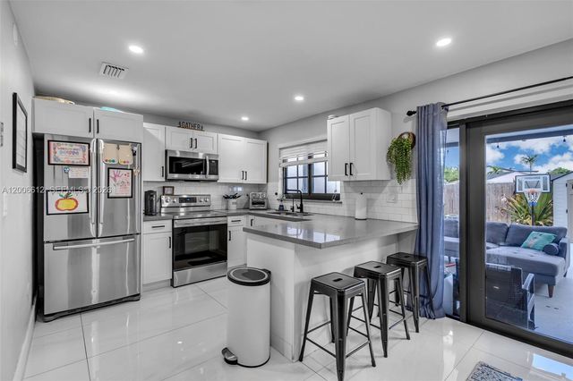 5725 SW 132nd Ct 21-5, Miami, FL 33183