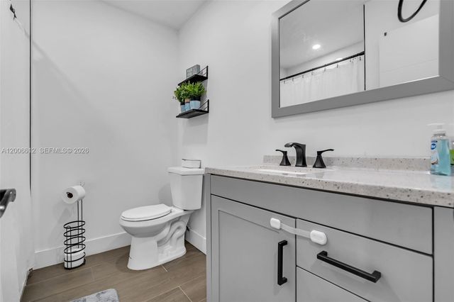 5725 SW 132nd Ct 21-5, Miami, FL 33183