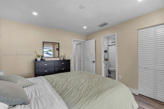 5725 SW 132nd Ct 21-5, Miami, FL 33183