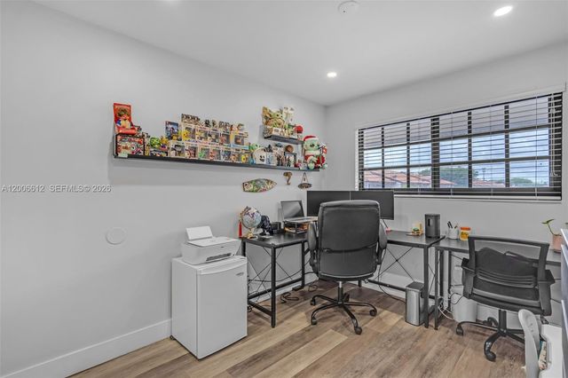 5725 SW 132nd Ct 21-5, Miami, FL 33183