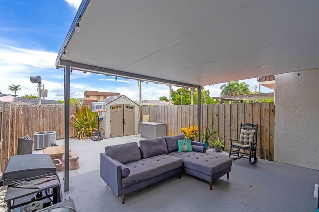 5725 SW 132nd Ct 21-5, Miami, FL 33183