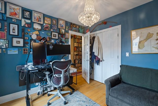 714 W Melrose Street 4E, Chicago, IL 60657