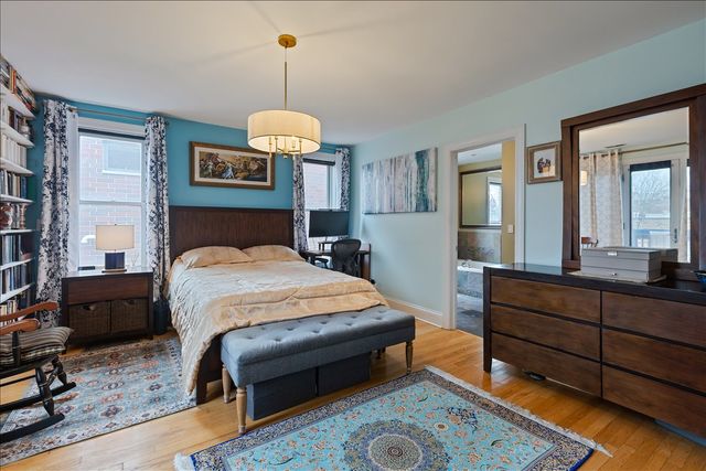 714 W Melrose Street 4E, Chicago, IL 60657