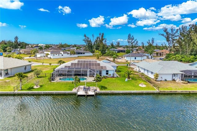 905 NW 28th PL, Cape Coral, FL 33993