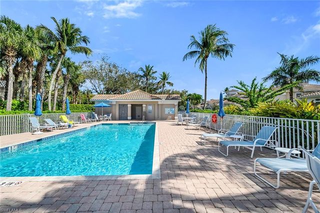 3945 Deer Crossing CT 202, Naples, FL 34114