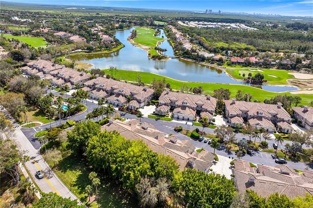 3945 Deer Crossing CT 202, Naples, FL 34114