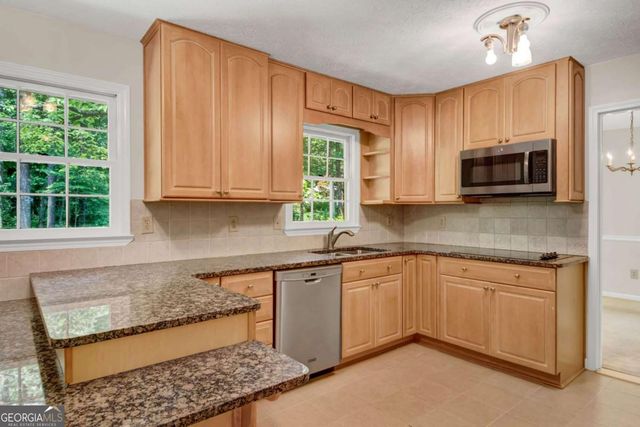 450 Baltimore Avenue SW, Lilburn, GA 30047