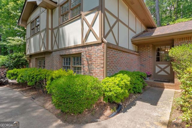 450 Baltimore Avenue SW, Lilburn, GA 30047