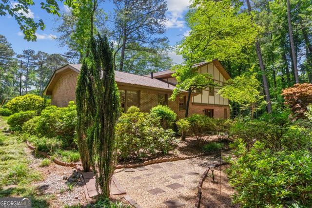 450 Baltimore Avenue SW, Lilburn, GA 30047