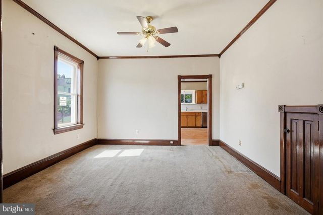 300 NUTT RD, Phoenixville, PA 19460