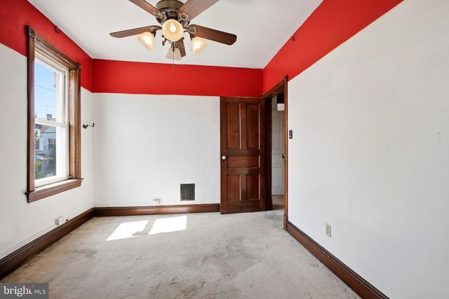 300 NUTT RD, Phoenixville, PA 19460