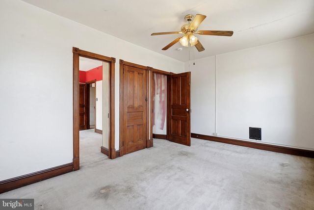 300 NUTT RD, Phoenixville, PA 19460