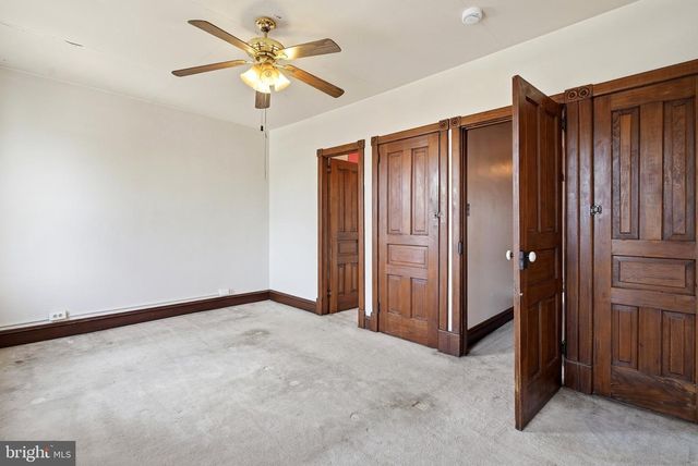 300 NUTT RD, Phoenixville, PA 19460