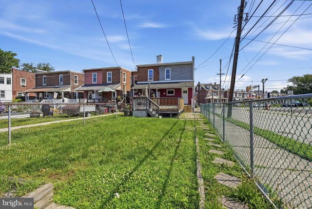 300 NUTT RD, Phoenixville, PA 19460