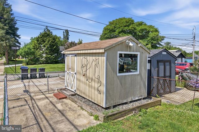 300 NUTT RD, Phoenixville, PA 19460