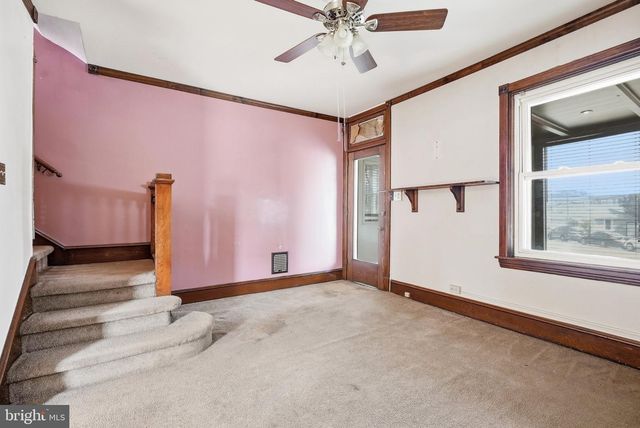 300 NUTT RD, Phoenixville, PA 19460