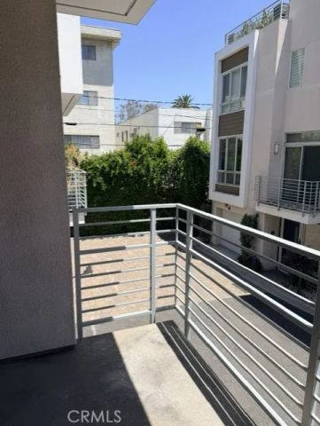 1400 N Fuller 8, Los Angeles, CA 90046