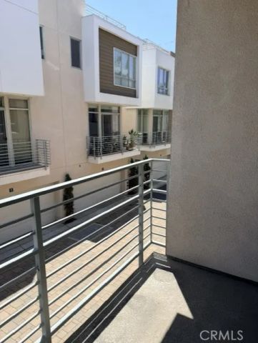 1400 N Fuller 8, Los Angeles, CA 90046