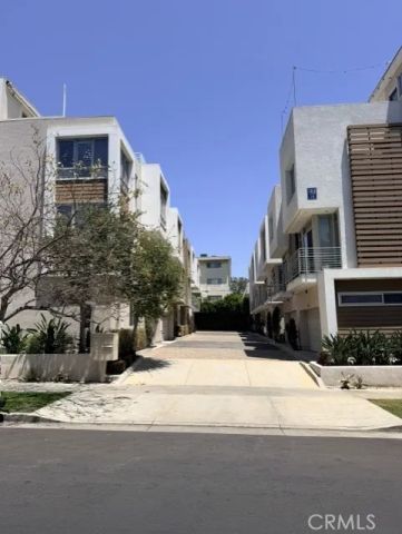 1400 N Fuller 8, Los Angeles, CA 90046