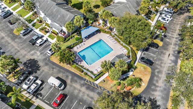 3437 S Carambola Circle S 2463, Coconut Creek, FL 33066