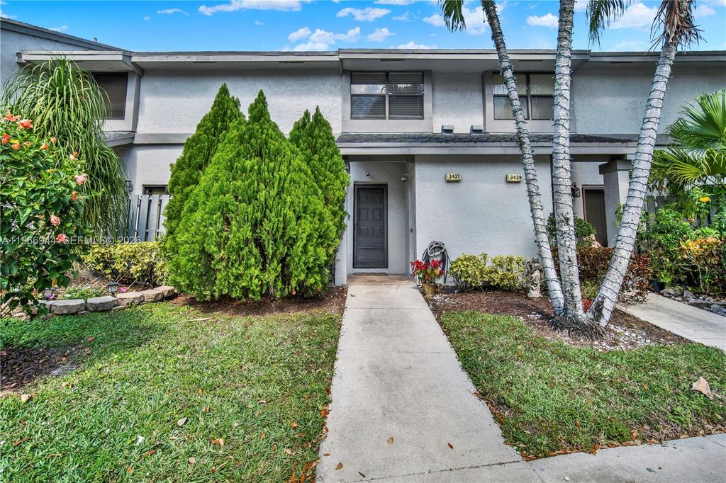 3437 S Carambola Circle S 2463, Coconut Creek, FL 33066