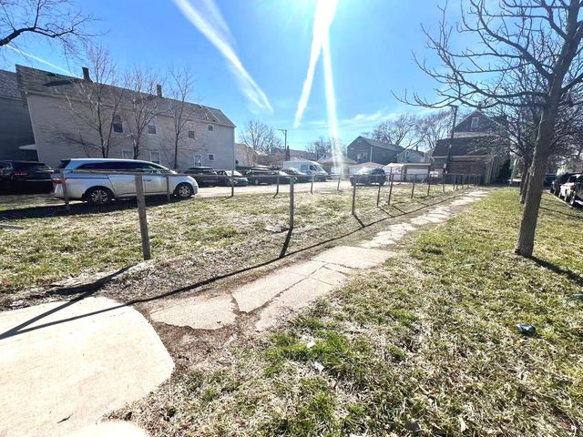 4800 S Throop Street, Chicago, IL 60609